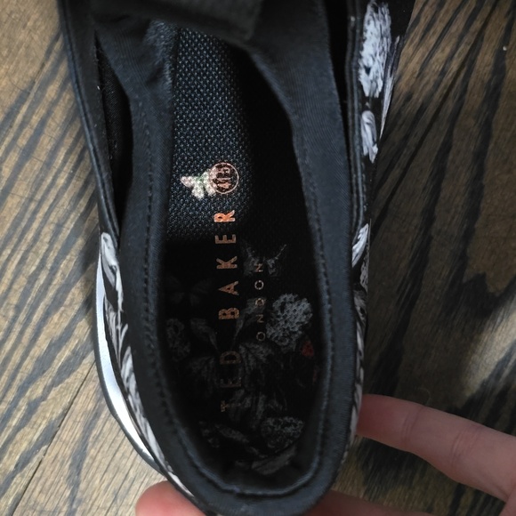 Ted Baker Women's Sneakers (size 10) - Picture 5 of 5